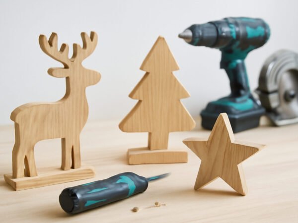 Weihnachtsdeko Outdoor aus Holz — günstig statt teuer